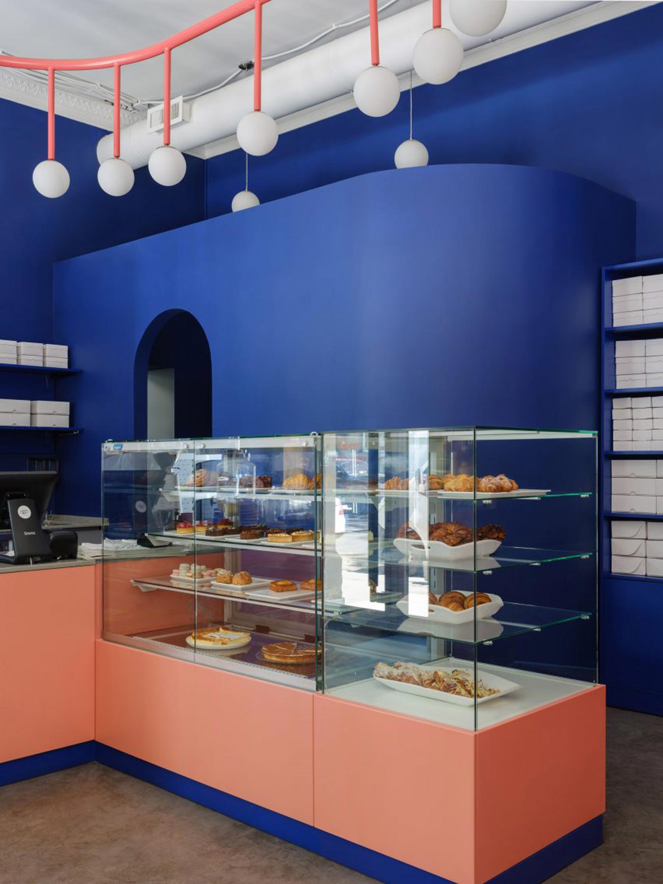 Thiết kế tiệm bánh phong cách Hiện đại (Modern Style)